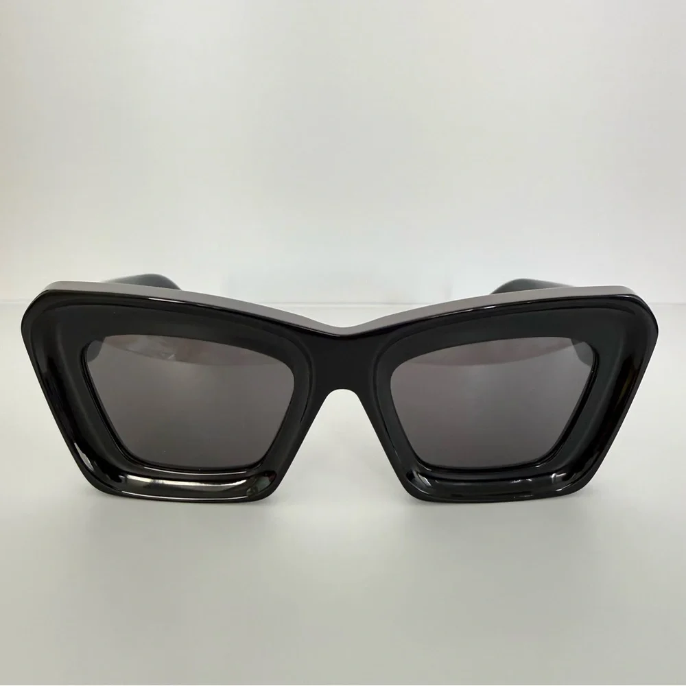 NEW!!! Loewe women sunglasses LW40145I 01A Authentic Retail 460$